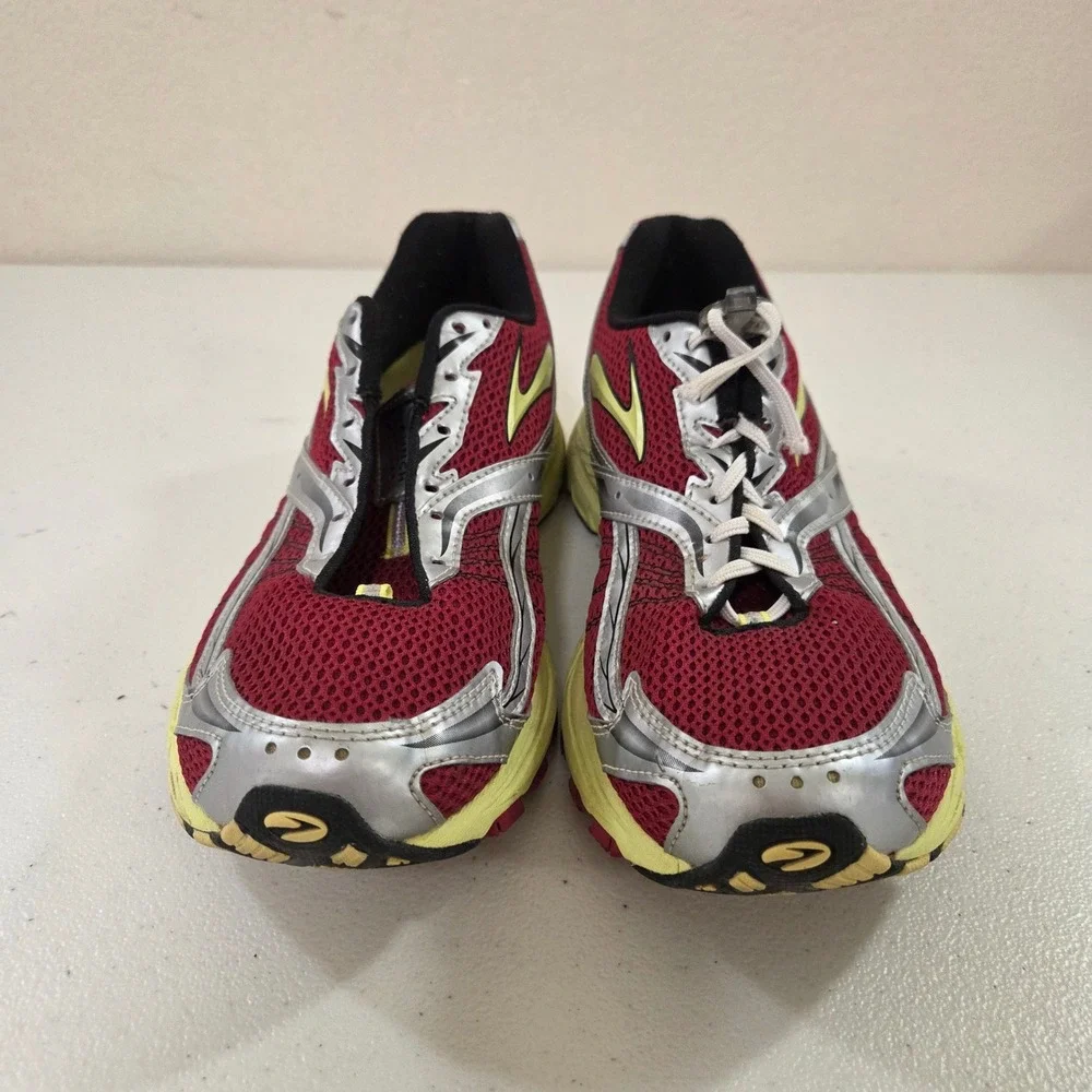 Brooks Launch Running Shoes Mens Sz 10.5 Red Silver Yellow Mesh Low Top Sneakers